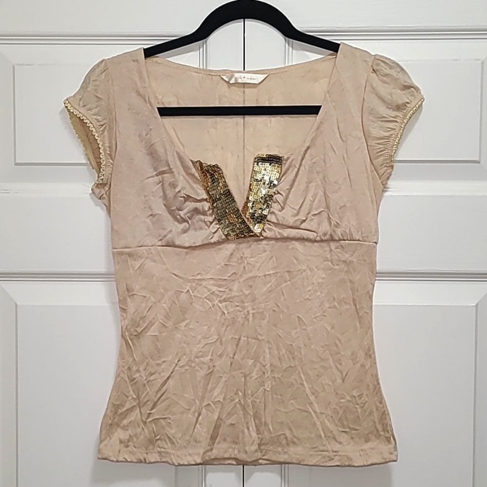 Y2K babydoll shirt small cap sleeve ‎ sequin v cut in scoop neck top
